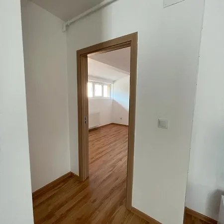 Апартаменти Penthouse Serbanresidence