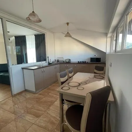 Penthouse Serbanresidence Апартаменти Брашов