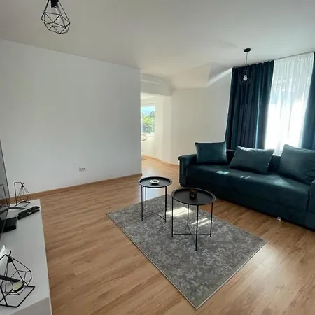 Penthouse Serbanresidence Апартаменти Брашов