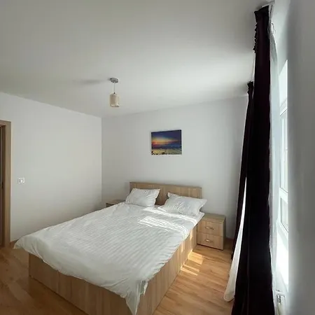 Penthouse Serbanresidence Апартаменти