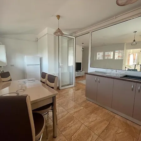 Penthouse Serbanresidence Апартаменти Брашов