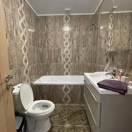 Penthouse Serbanresidence Апартаменти